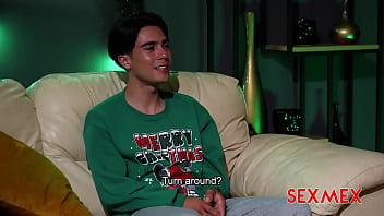 Sexmex – Hadiah Natal Terbaik Dari Ibu Tiriku Oleh Marci Koltermann