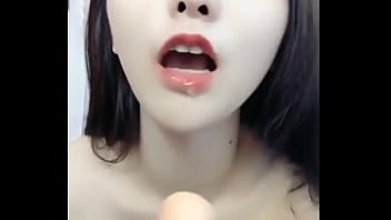 Pacar Dengan Bokong Seksi 42
