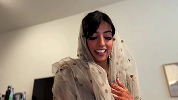 Bikin Tiktok Bareng Influencer Muslim Sebelum Lebaran, Eh Malah Aku Ajak Mesum Pas Suaminya Lagi Pergi
