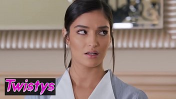 Ketika Cewek Bermain – (india Summer, Emily Willis) – Patuh – Twistys