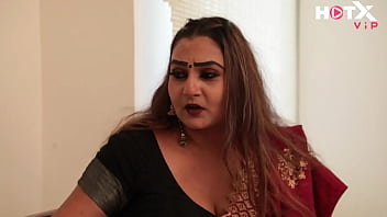 Ibu Tiri India Berbadan Besar Dihardik Oleh Cowok Horny