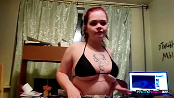 Wanita Rusia Bertubuh Berisi Digoyang Dengan Penuh Gairah