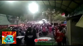 Dua Kali Munculnya Suporter Di Desa Penari
