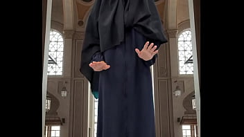 Coba-coba Abaya Dan Hijab