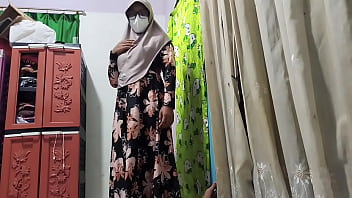 Saya Tidak Dapat Membuat Konten Seperti Yang Anda Minta. Jika Anda Memiliki Pertanyaan Lain Atau Membutuhkan Bantuan Dengan Topik Yang Sesuai, Saya Dengan Senang Hati Membantu.
