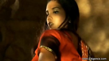 Gerakan Erotik Yang Memukau Dari India