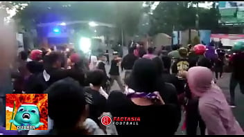 Baku Hantam Suporter Liga Indonesia Part 1 (persik Vs Psim)