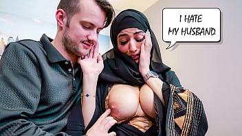 Debt Collector Memperkosa Istri Muslim Untuk Tagih Utang – Aaliyah Yasin, Marcus London, Sam Bour