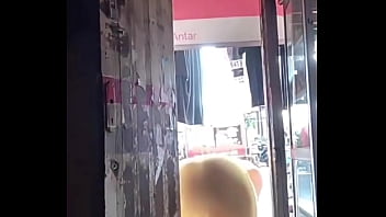 Tak Sabar Jemur Baju, Malah Diajak Bercinta